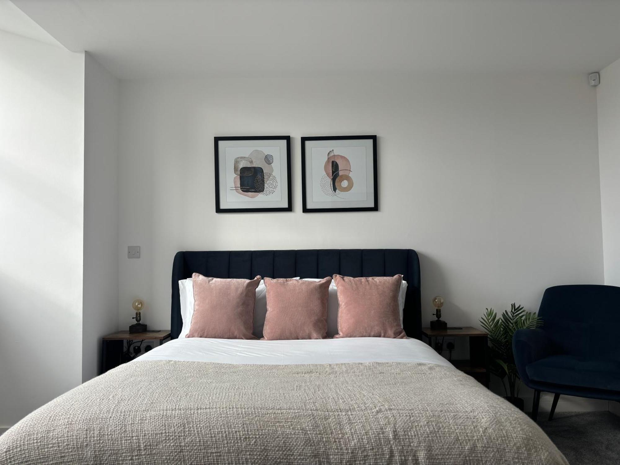 Manchester Apt, Free Parking, Business, Couples & Families المظهر الخارجي الصورة