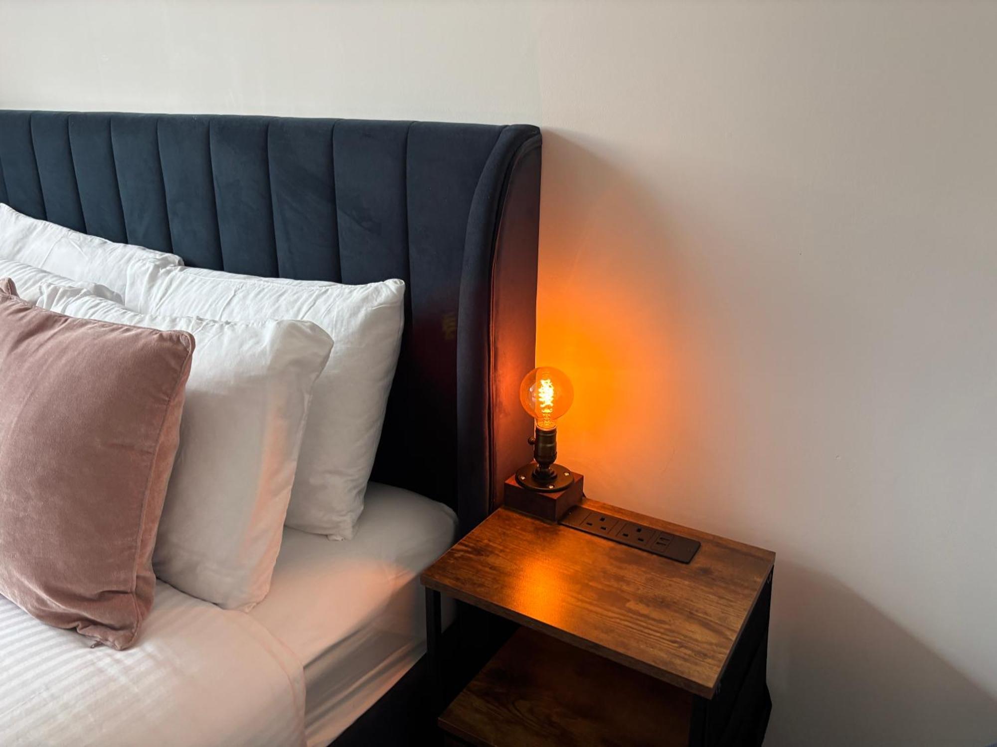 Manchester Apt, Free Parking, Business, Couples & Families المظهر الخارجي الصورة
